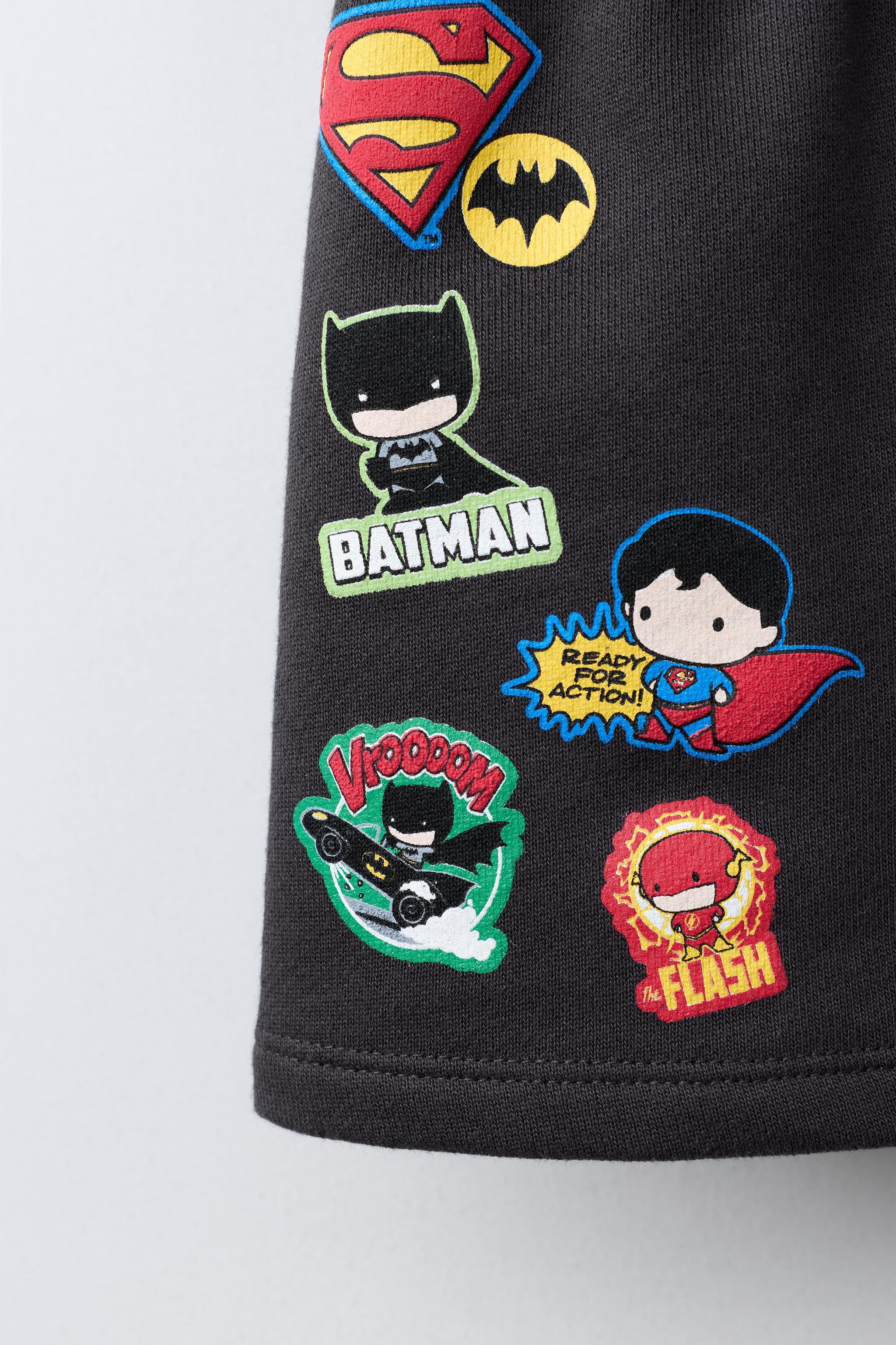 SHORT IMPRIMÉ JUSTICE LEAGUE © & ™ DC COMICS